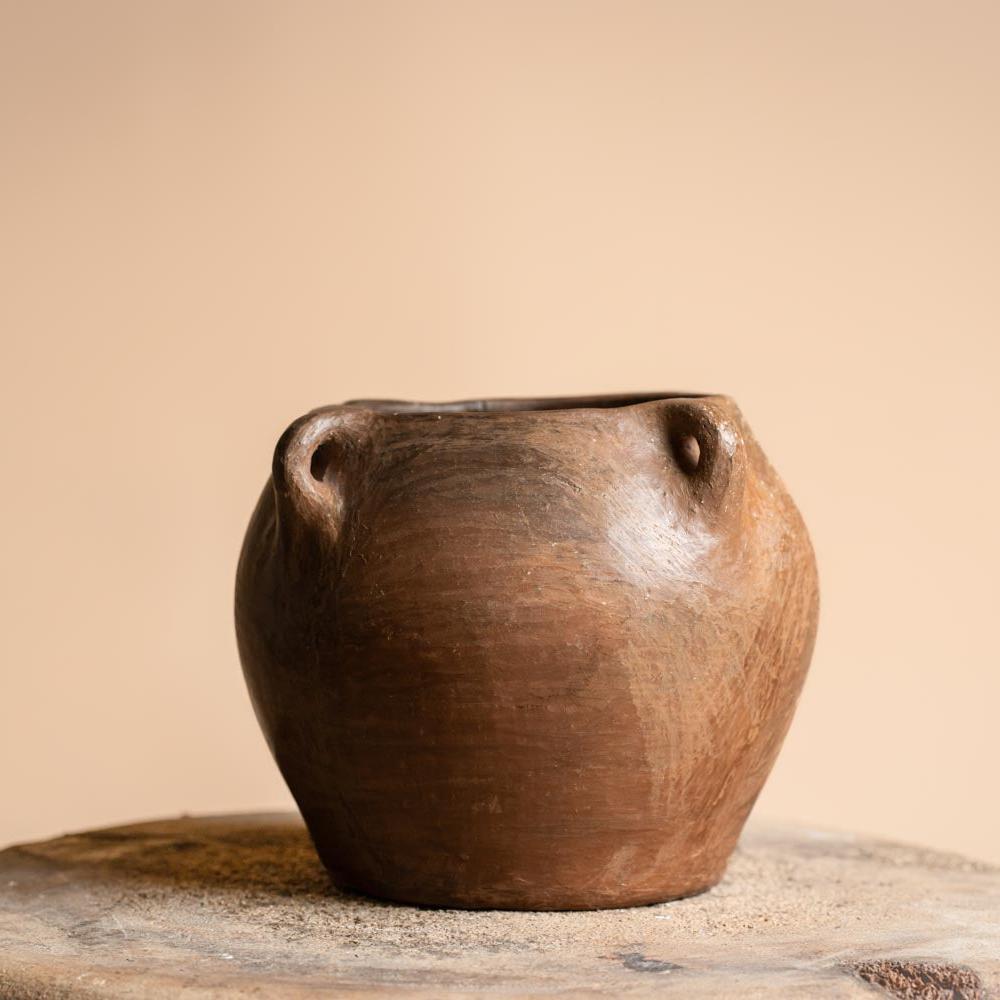 Terracotta vase - The Sofia